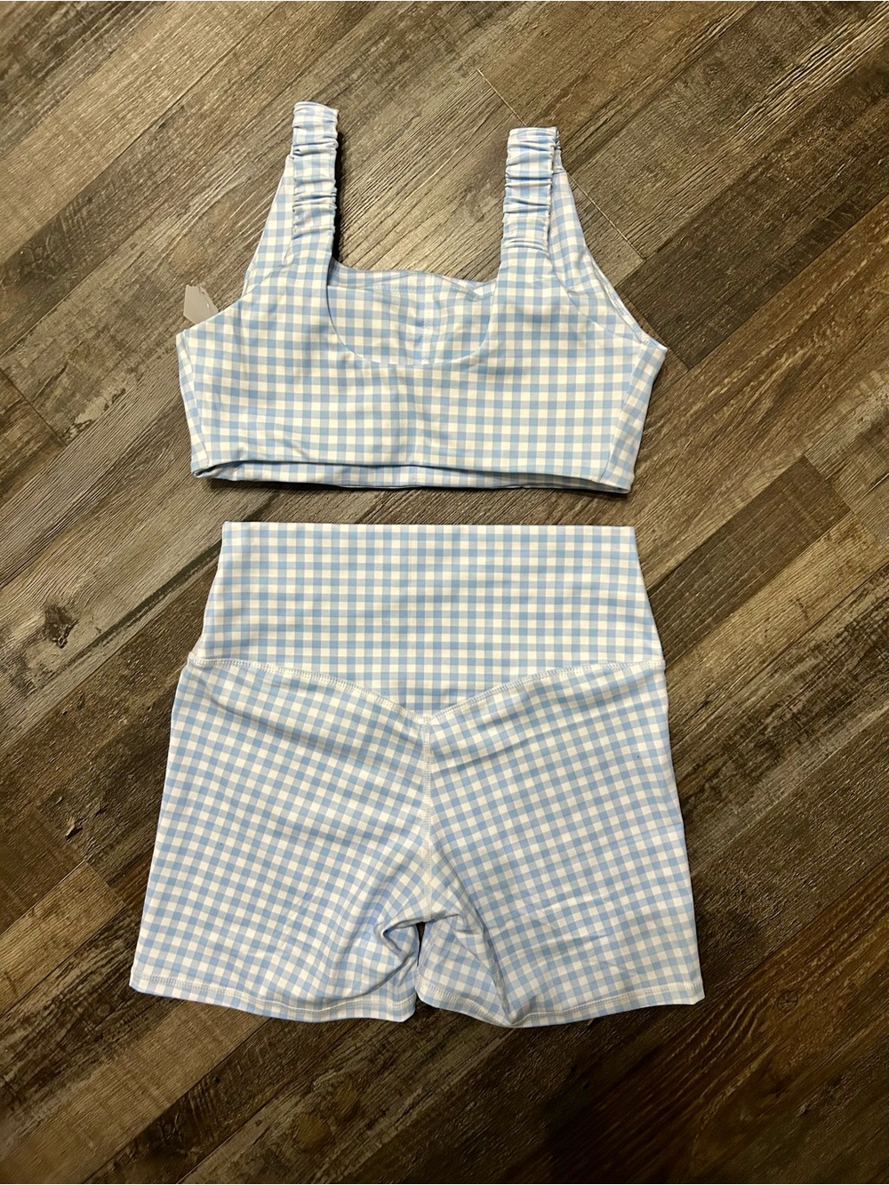 Blue & White Gingham Sports Bra and High-Waist Bike Shorts Set - Picture 2 of 3
